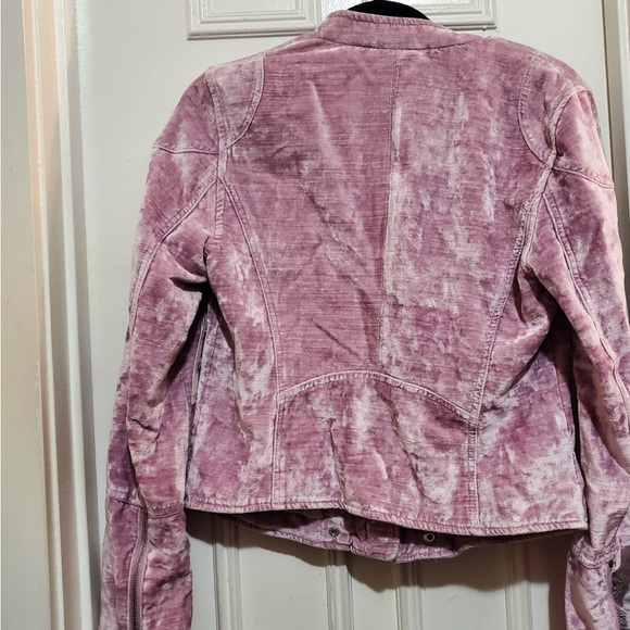 Pink Velvet Button-Up Jacket - Picture 2 of 4